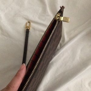Louis Vuitton Bags - Louis Vuitton clutch Louis Vuitton Bags - Louis Vuitton clutch